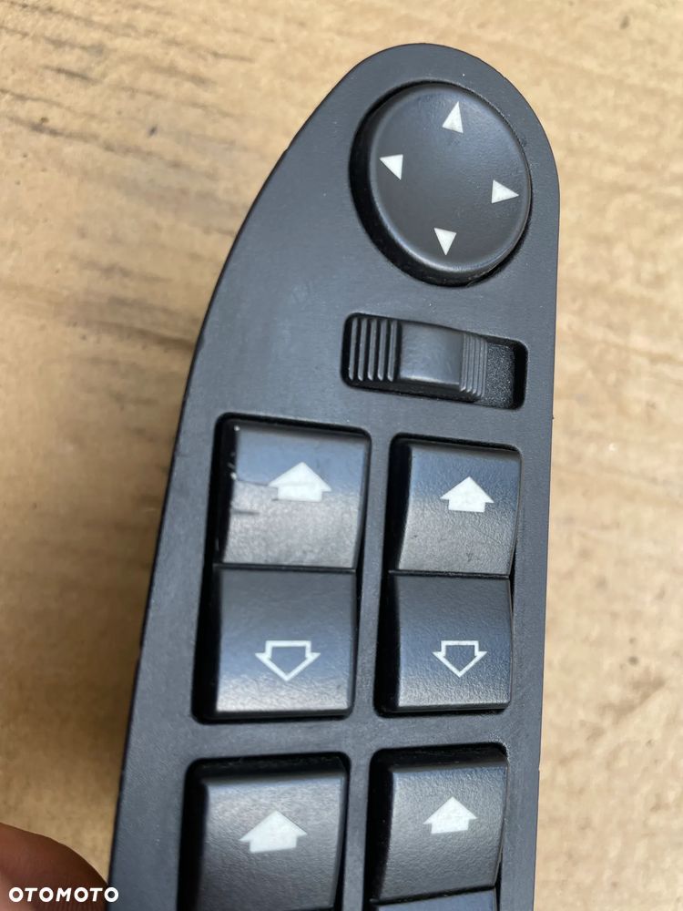 przełącznik regulacji lusterek szyb bmw e39 wersja europejska 8368966 - 3