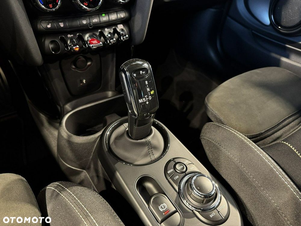 MINI John Cooper Works - 27