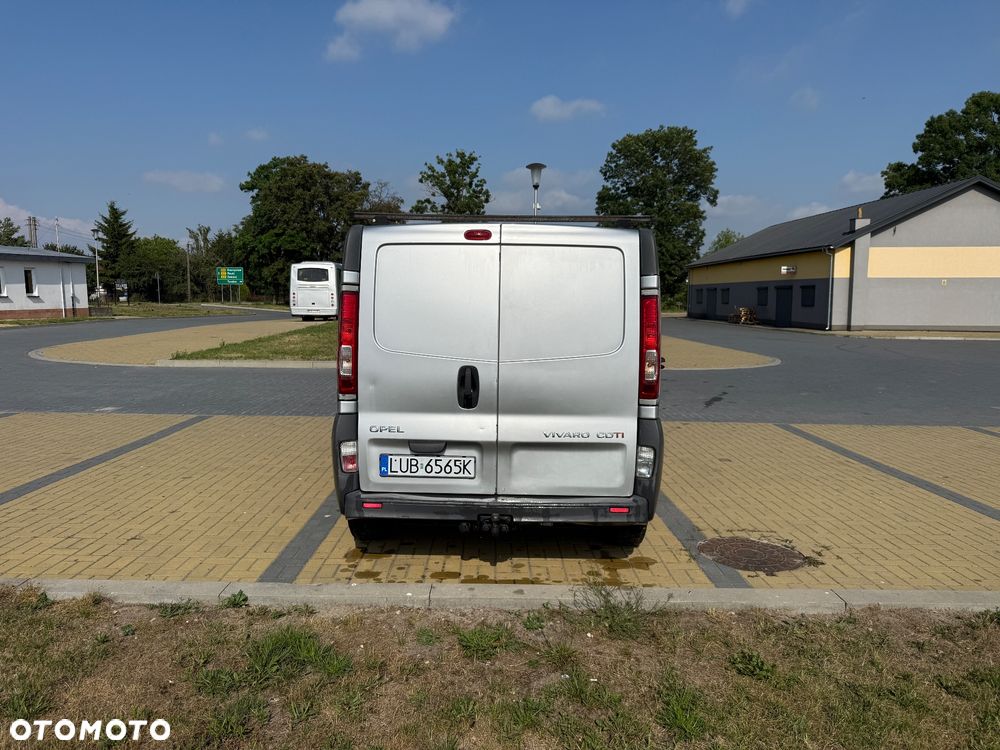 Opel Vivaro - 6