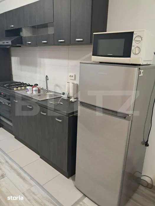 De vanzare apartament 2 camere 42mp + parcare subterana, zona BMW — fotografia 2