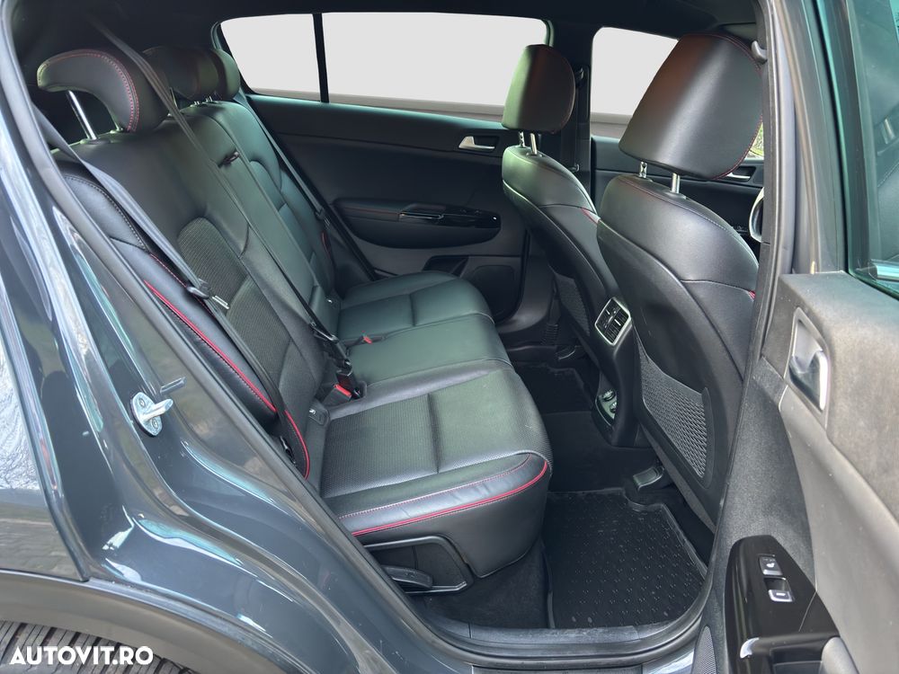 Kia Sportage 2,0 CRDI AWD Aut. GT Line - 17