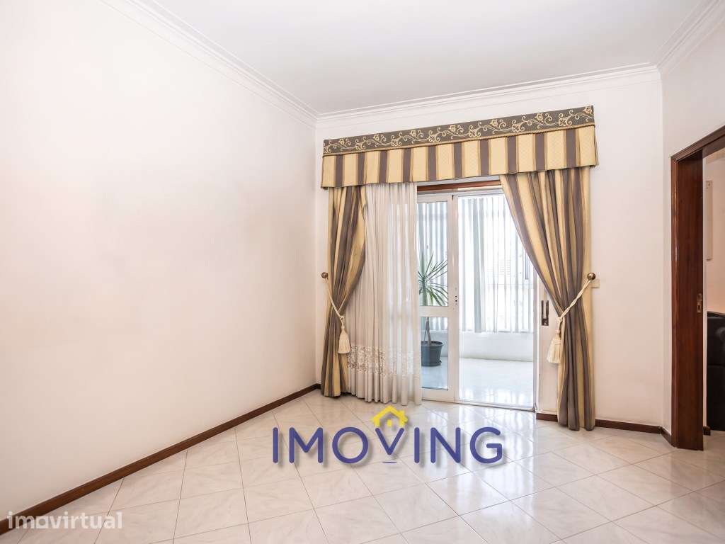 T2 1º andar no centro da Baixa da Banheira - Grande imagem: 3/28