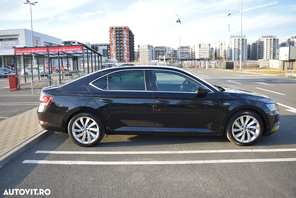 Skoda Superb 2.0 TSI DSG 4X4 Laurin & Klement - 4