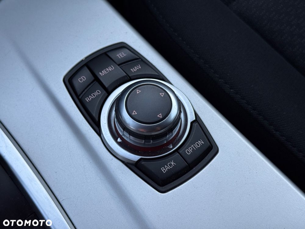 BMW X3 xDrive20d - 33