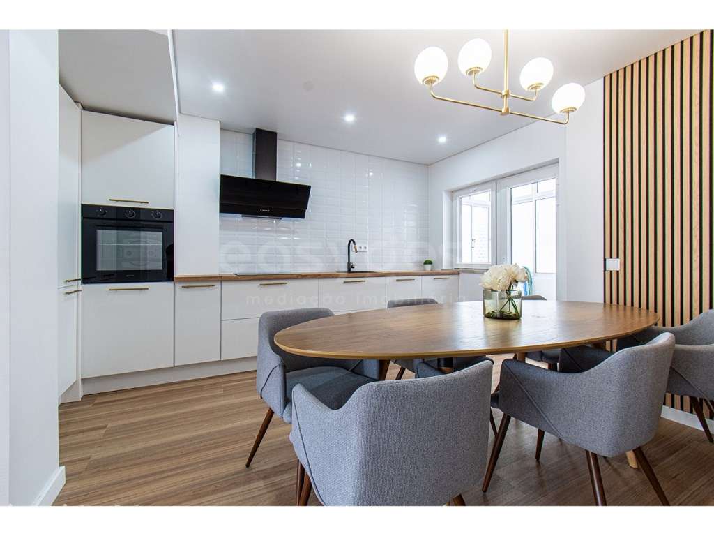 Apartamento T3 em totalmente remodelado numa zona central em Vila R... - Grande imagem: 5/20