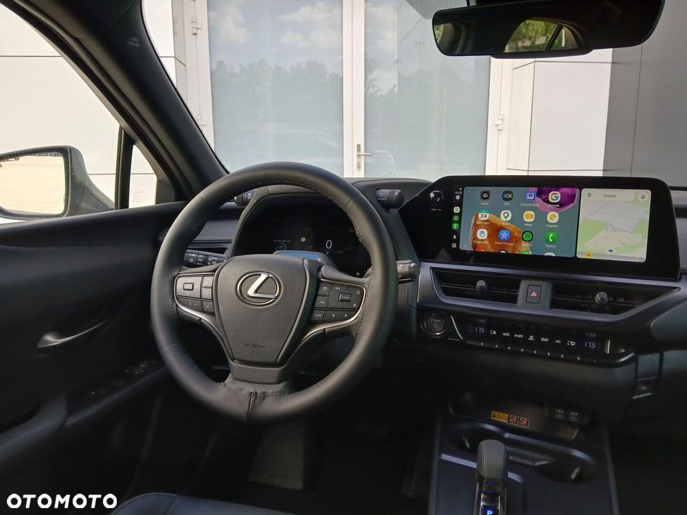 Lexus UX 300h F Sport Design - 5