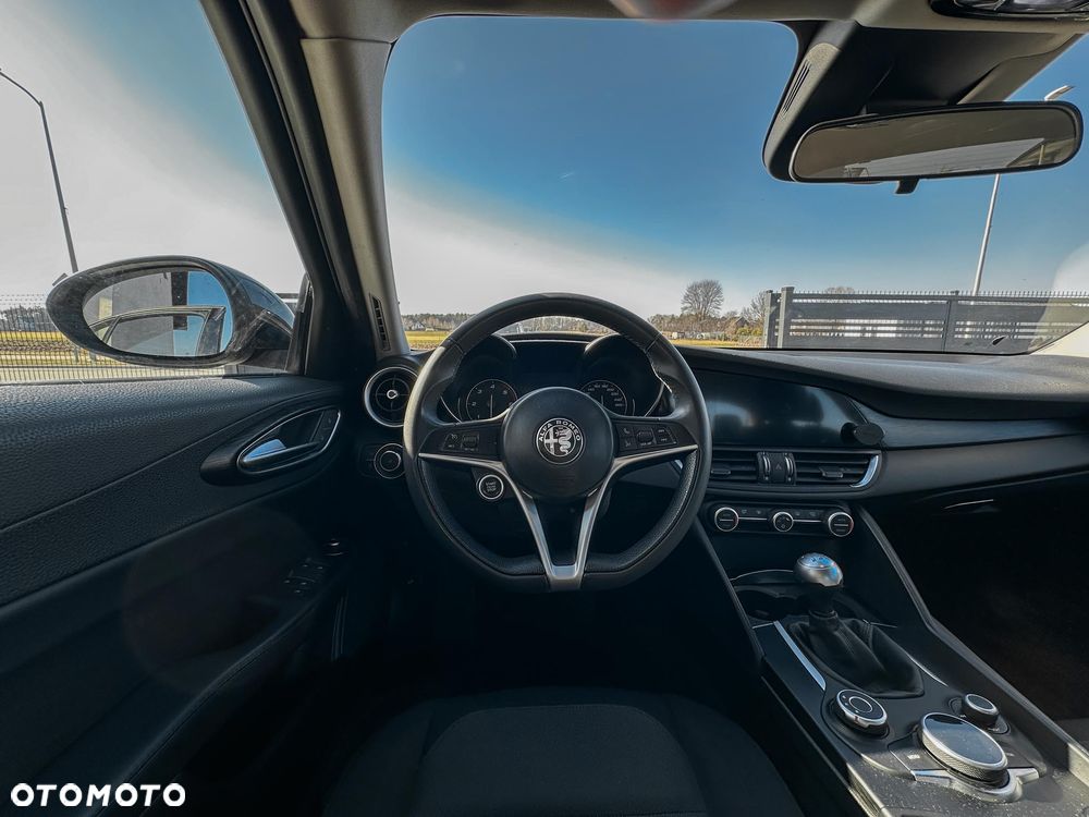 Alfa Romeo Giulia 2.2 D Turbo - 3