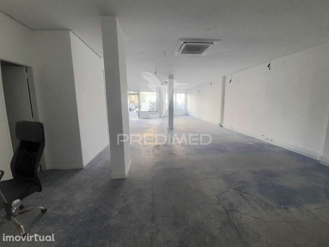 Loja Ampla, Loures. - Grande imagem: 4/23