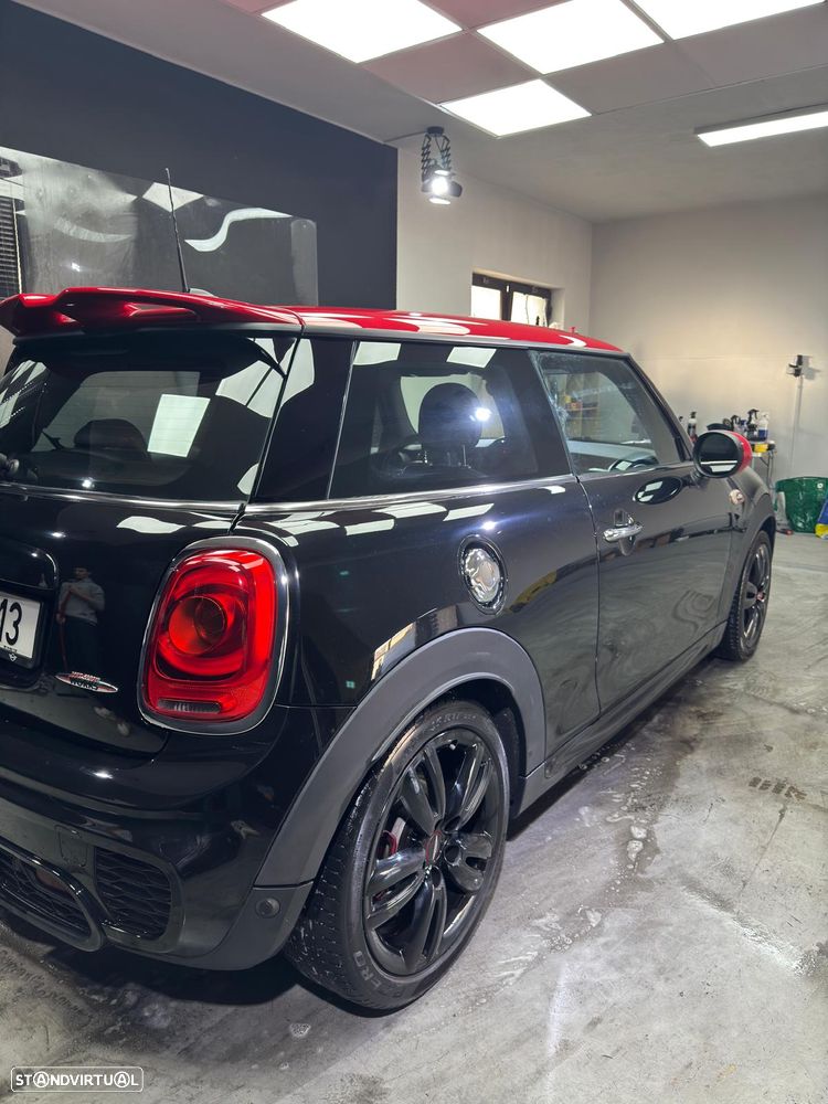 MINI 3 Portas John Cooper Works Auto Desportiva - 3
