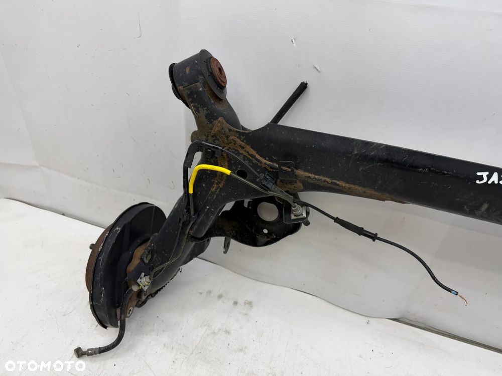 Oś belka tył tylna Honda Jazz II - 2