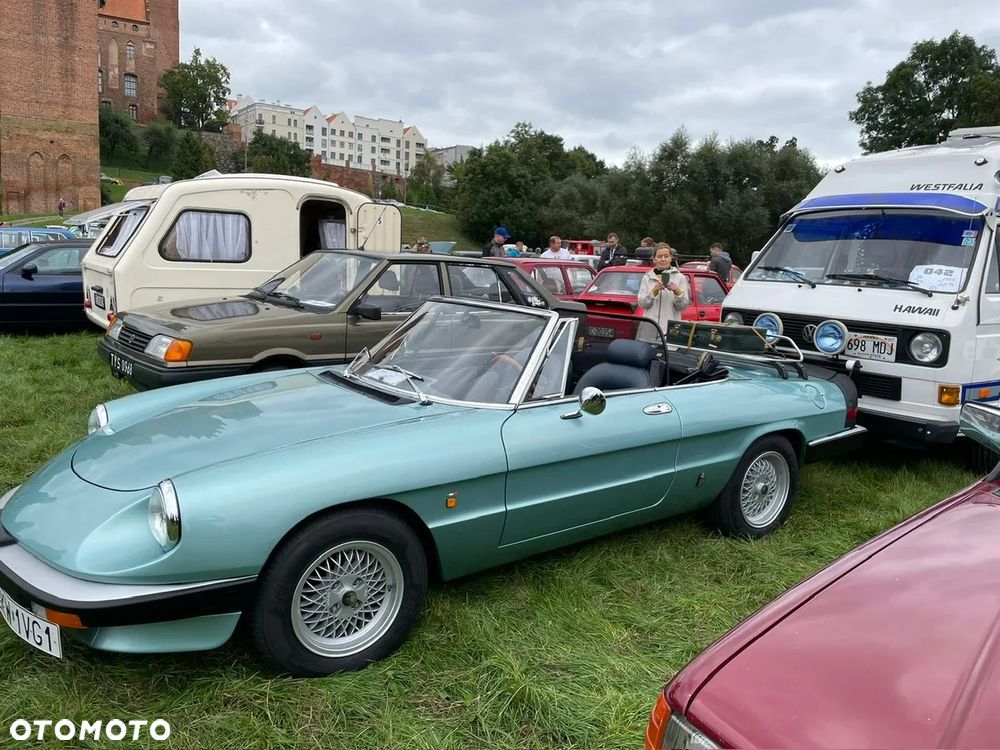 Alfa Romeo Spider - 2