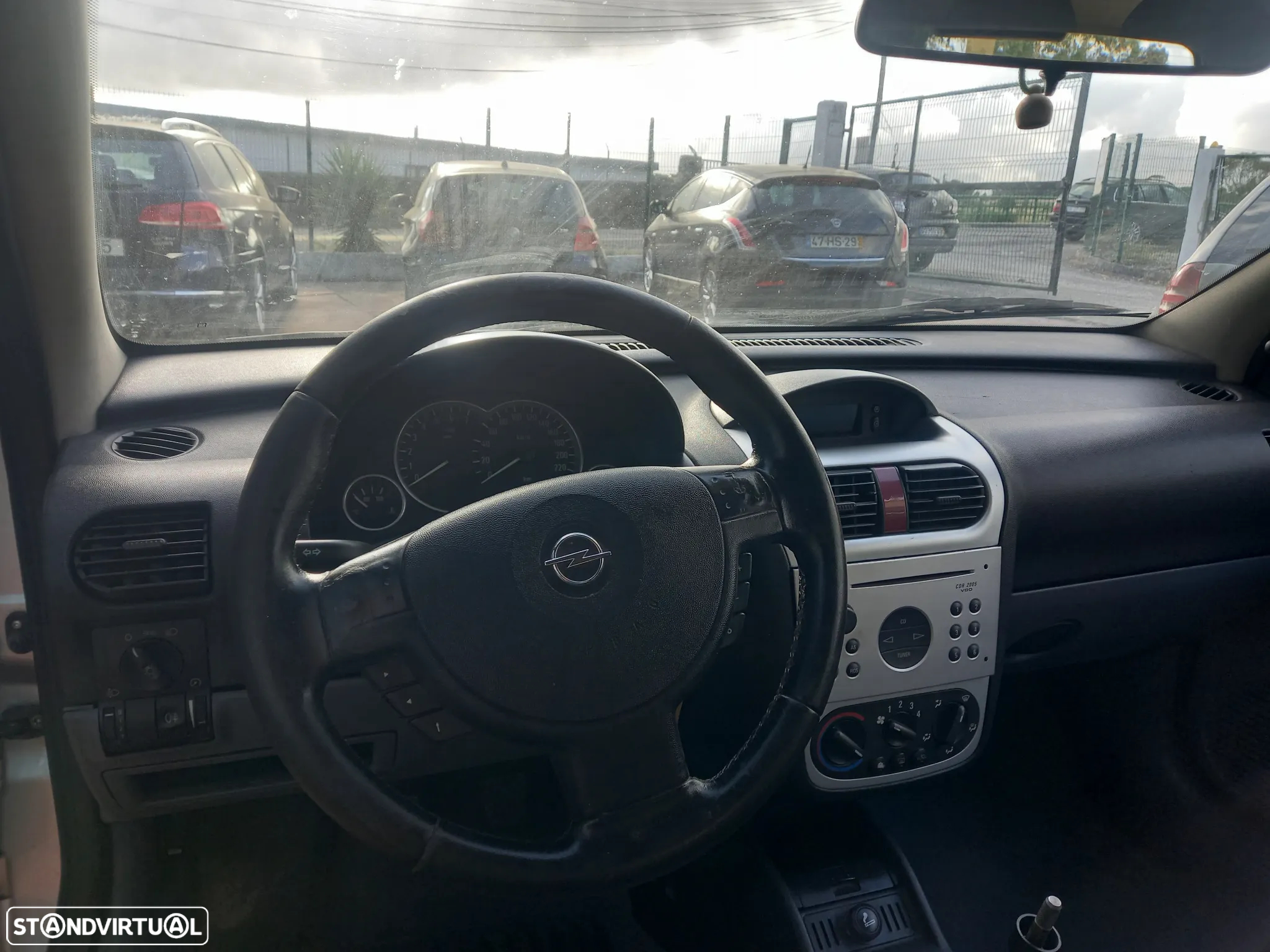 Opel Corsa 1.2 16V Confort - 9