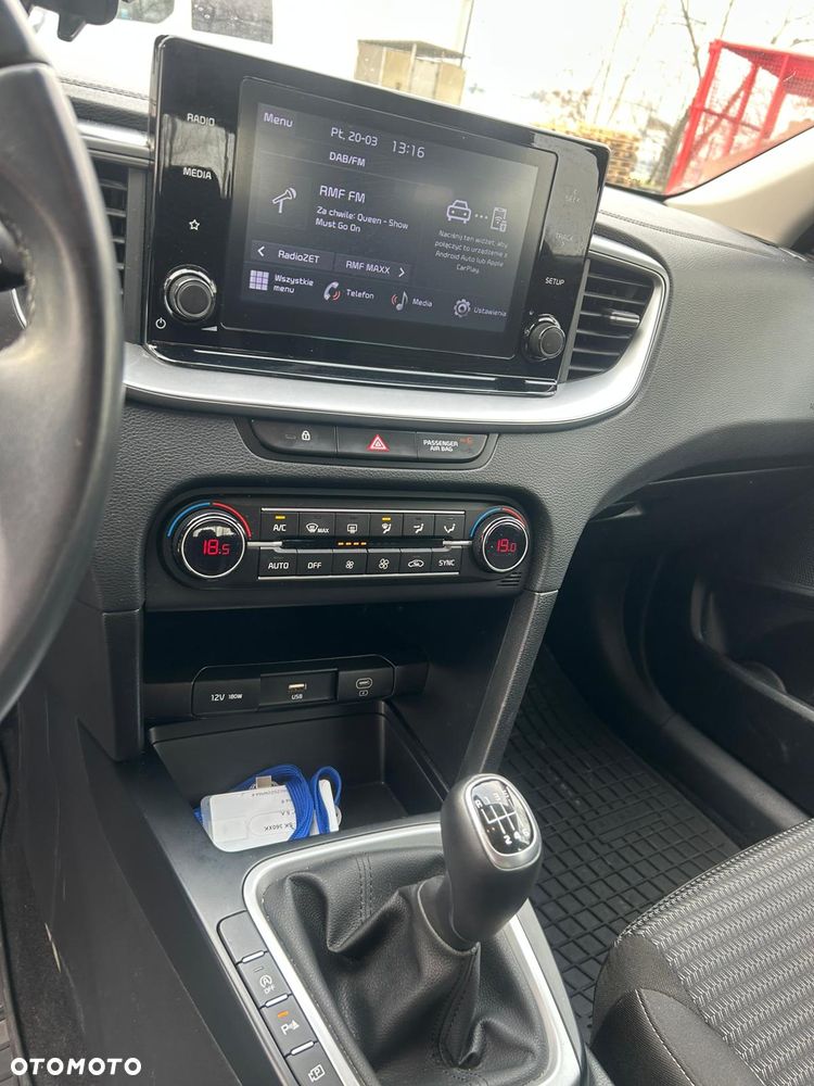 Kia Ceed 1.5 T-GDI M - 5