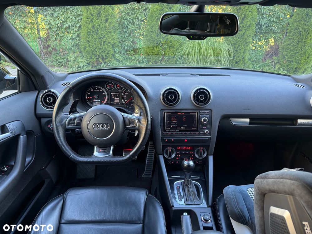 Audi RS3 Sportback S tronic - 12