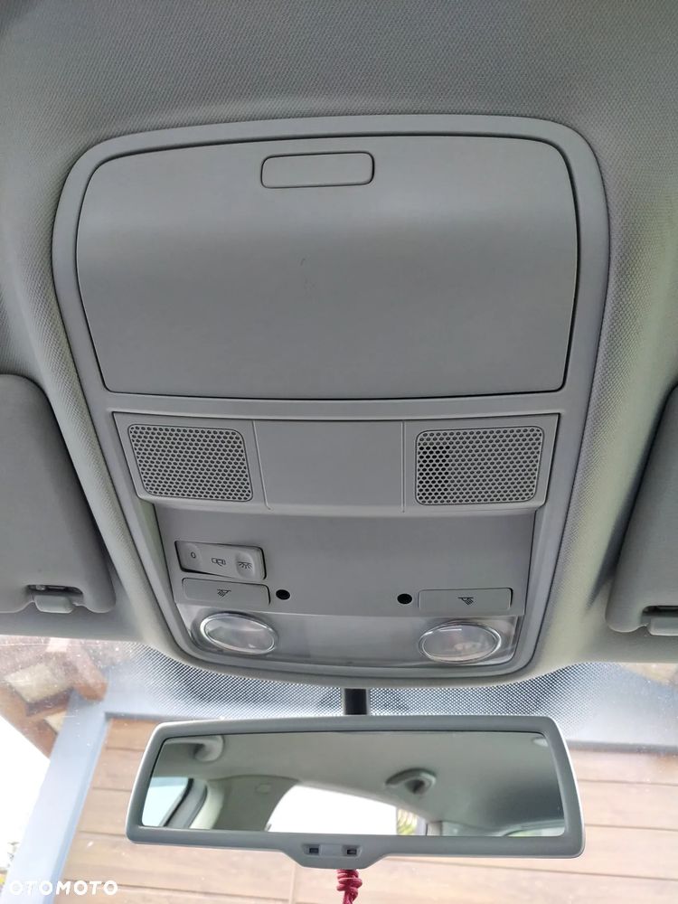 Volkswagen Golf - 14