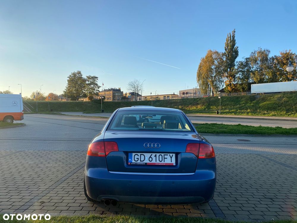 Audi A4 Limousine 2.0 TDI - 3