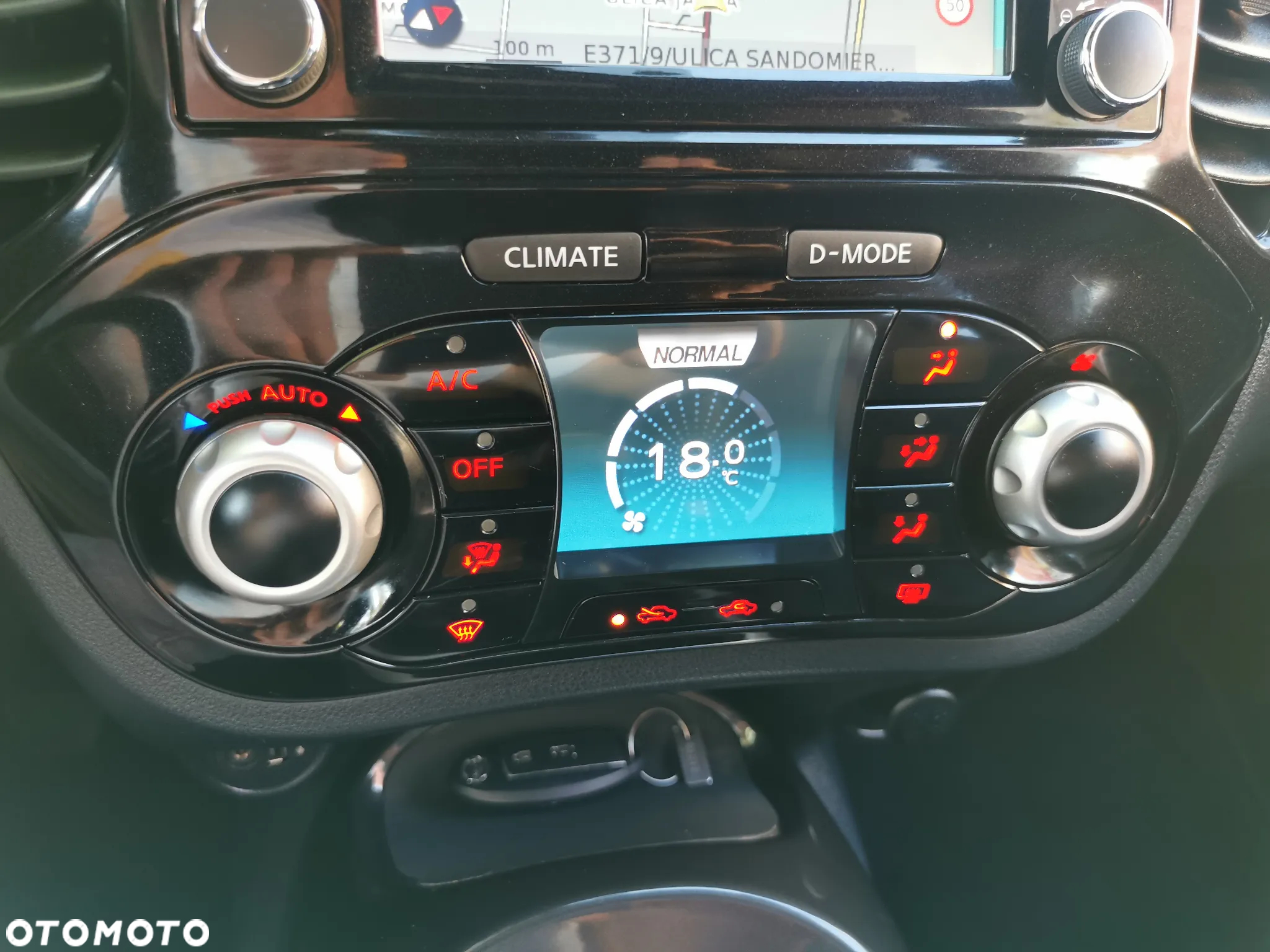 Nissan Juke 1.2 DIG-T N-Connecta EU6 - 20