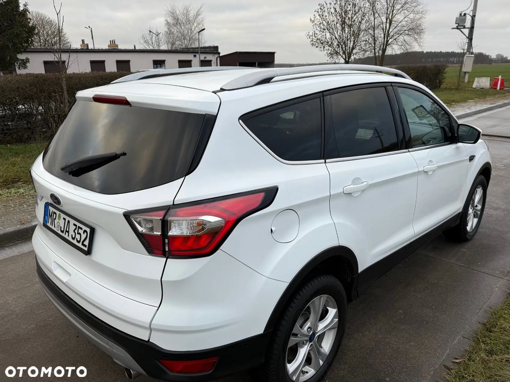 Ford Kuga 1.5 EcoBoost 2x4 Trend - 5