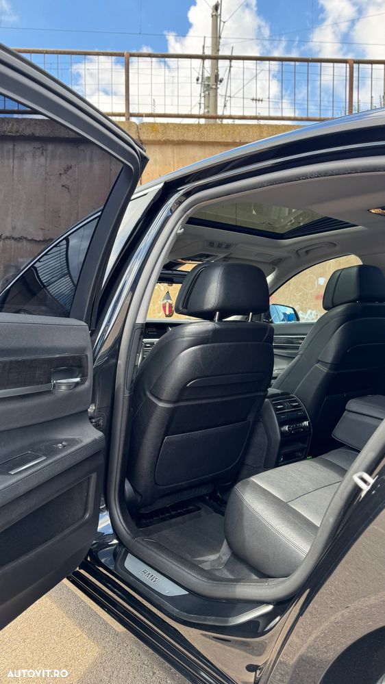 BMW Seria 7 730d xDrive Edition Exclusive - 9