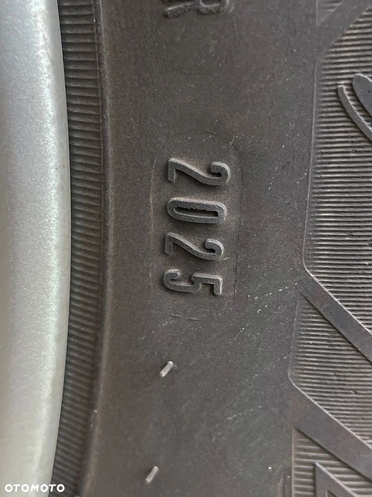 Volkswagen Passat - 30