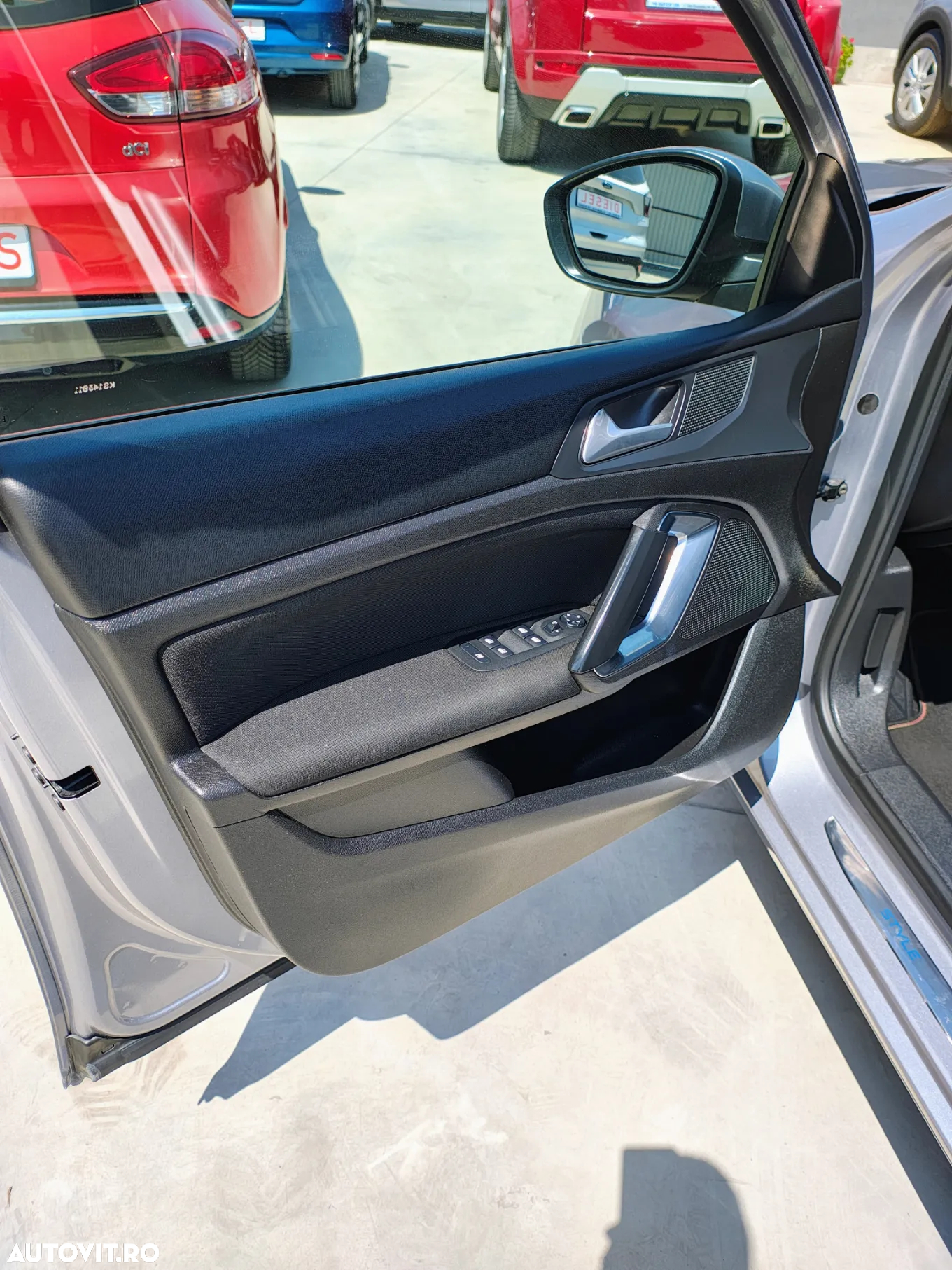 Peugeot 308 PureTech 130 Stop & Start Style - 26