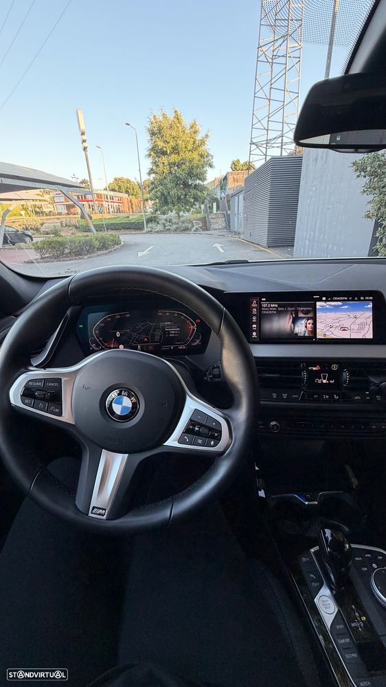 BMW 118 i Pack Desportivo M Auto - 19