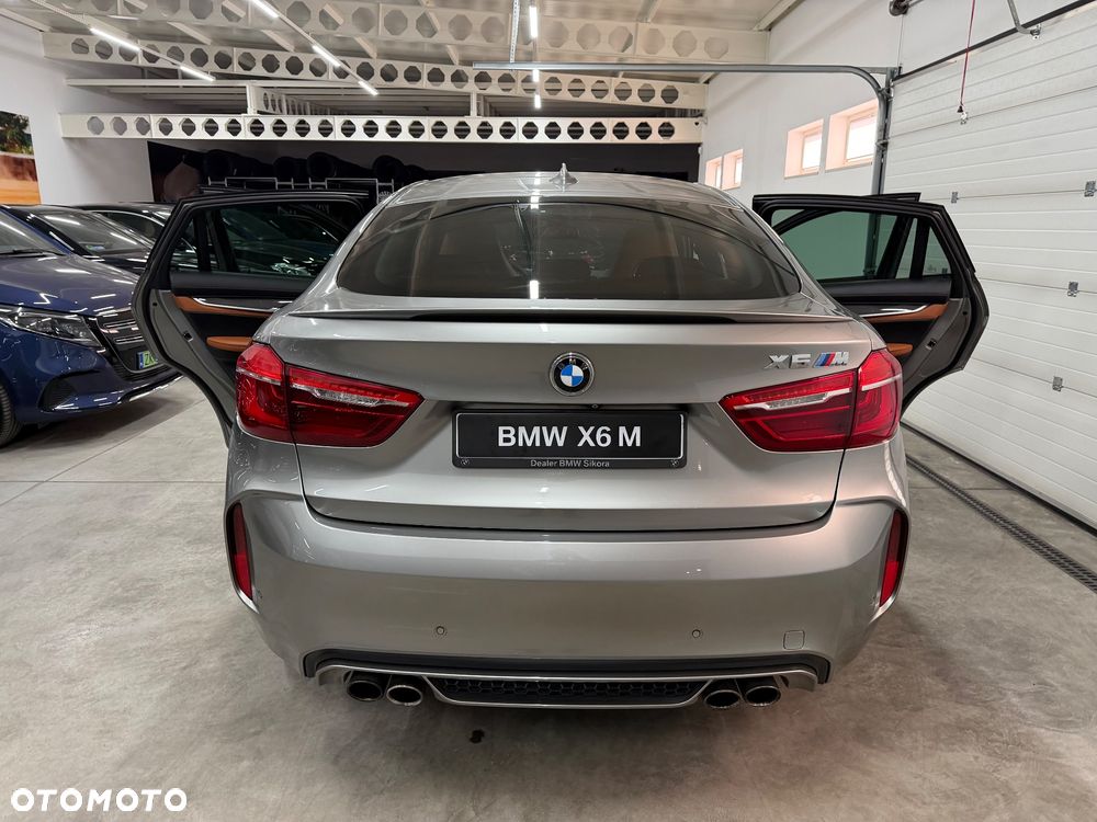 BMW X6M - 10