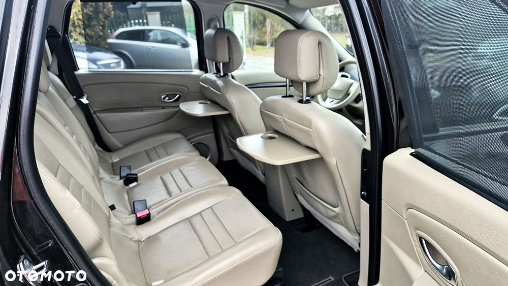 Renault Grand Scenic 2.0 16V 140 CVT Bose Edition - 35