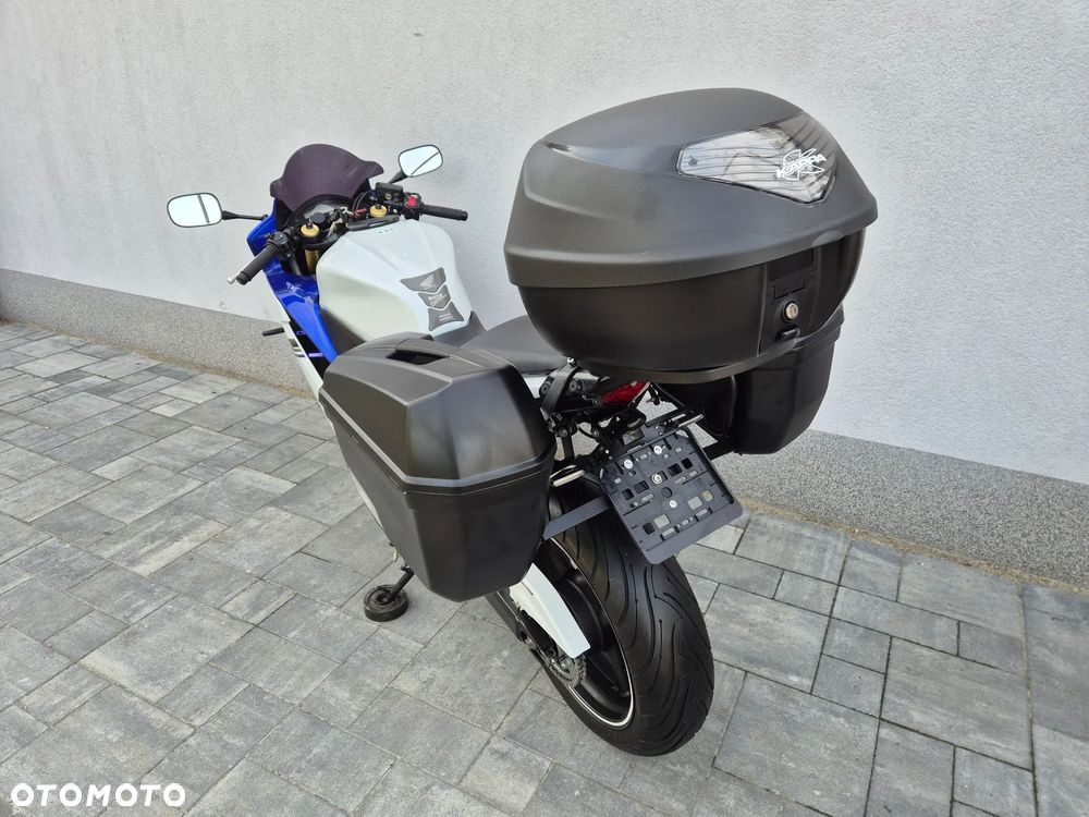 Honda CBR - 10