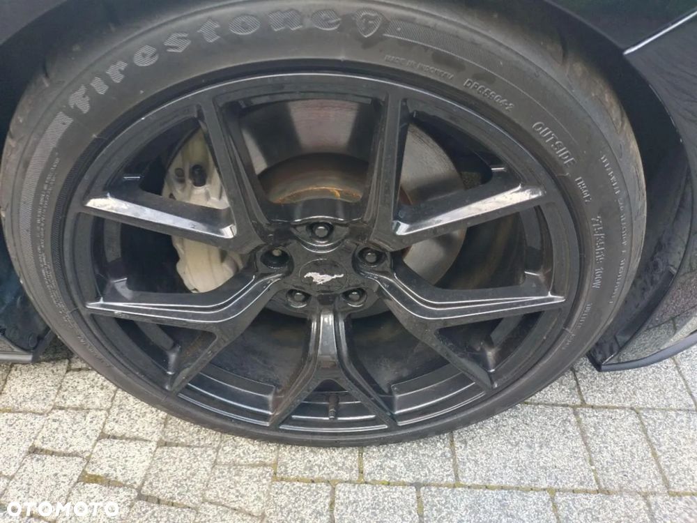 Ford Mustang 5.0 V8 GT - 6