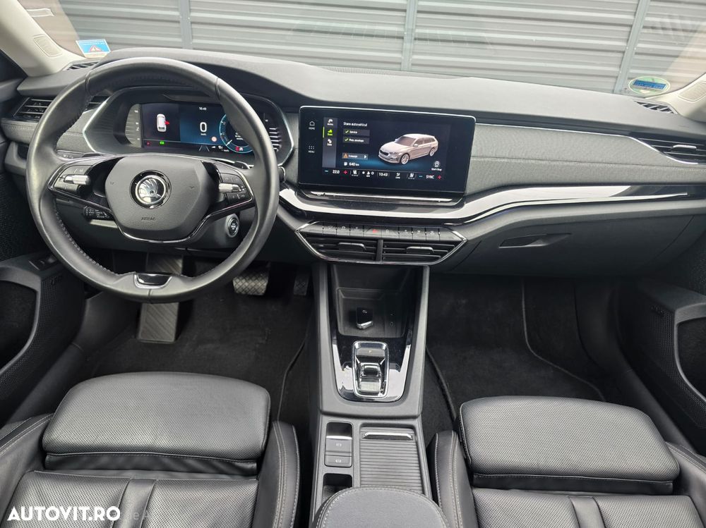 Skoda Octavia 2.0 TDI DSG Sportline - 5