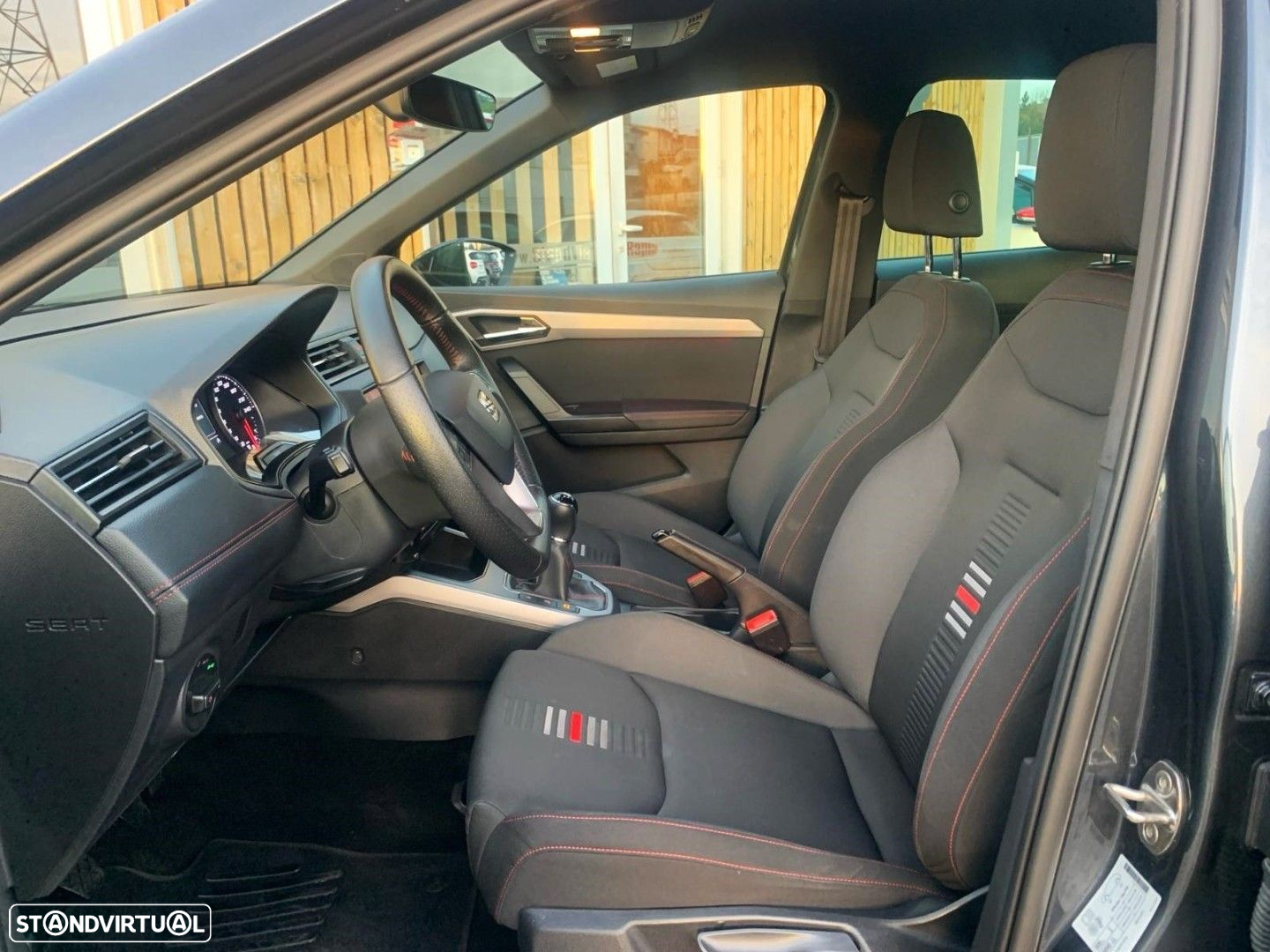 SEAT Arona 1.0 TSI FR - 42