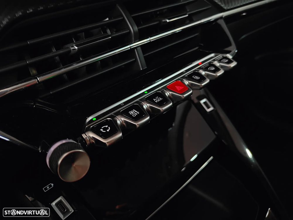 Peugeot 208 1.2 PureTech Allure Pack - 52