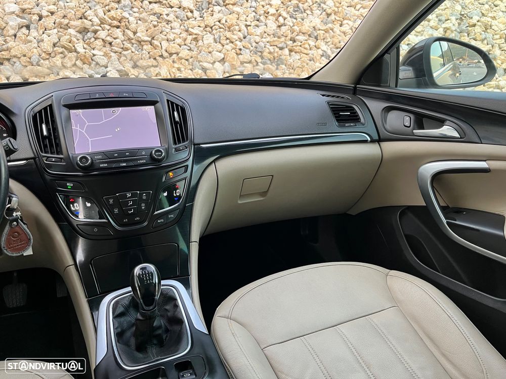 Opel Insignia Sports Tourer 2.0 CDTi Executive S/S - 34