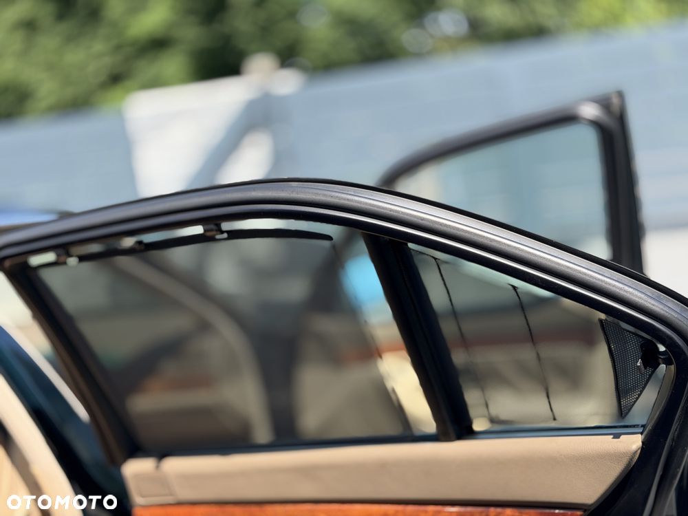 BMW Seria 7 - 8