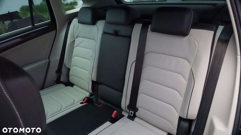 Volkswagen Tiguan - 26