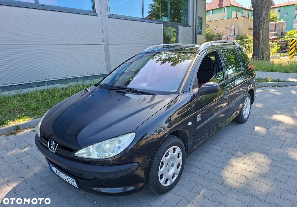 Peugeot 206 - 3