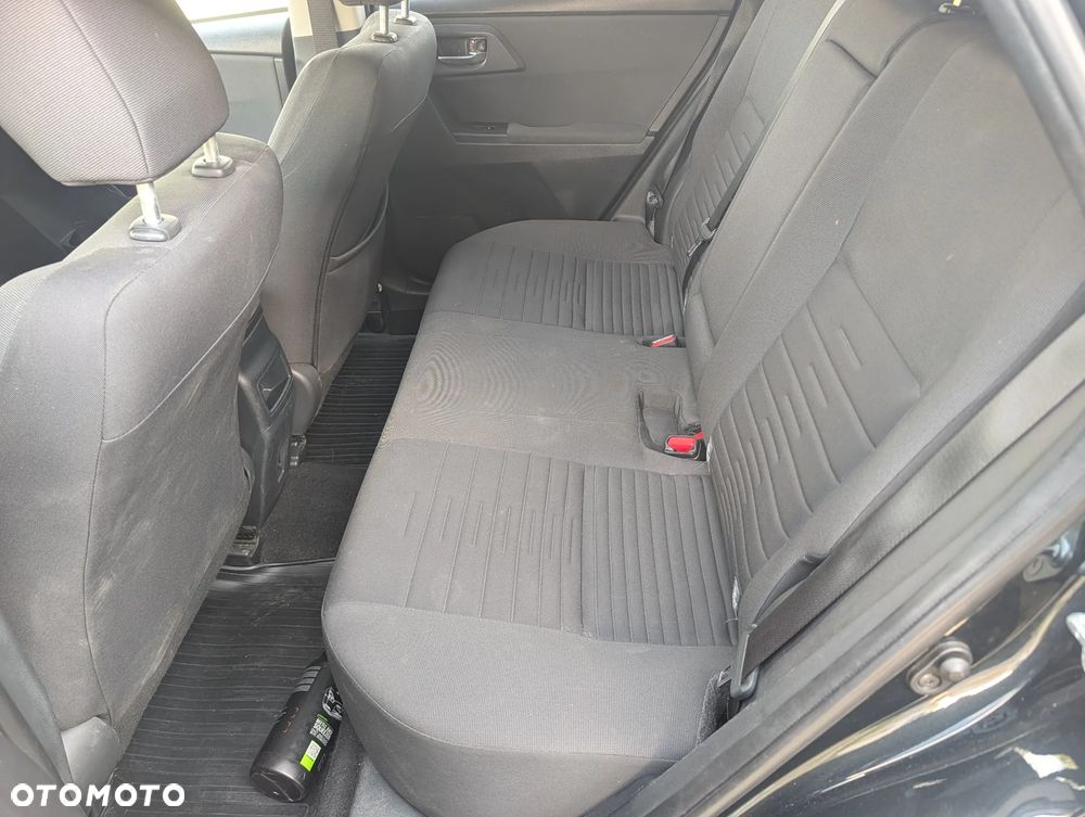 Toyota Auris 1.6 Premium - 11