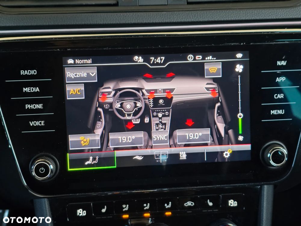 Skoda Superb 2.0 TDI SCR 4x4 Sportline DSG - 40