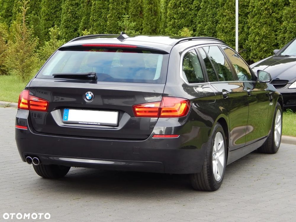 BMW Seria 5 520d - 2