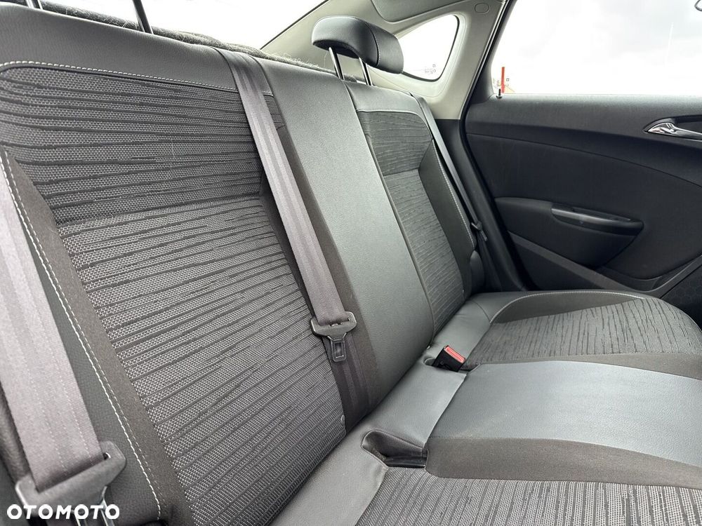 Opel Astra - 11