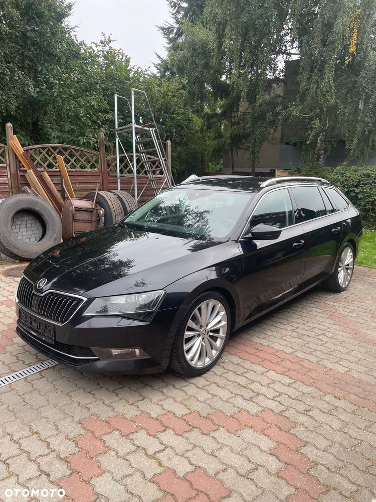 Skoda Superb 2.0 TDI DSG Style - 2