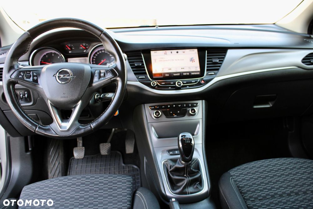 Opel Astra 1.6 CDTI Dynamic S&S - 8