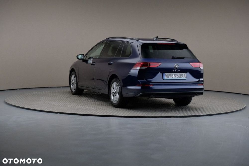 Volkswagen Golf - 2