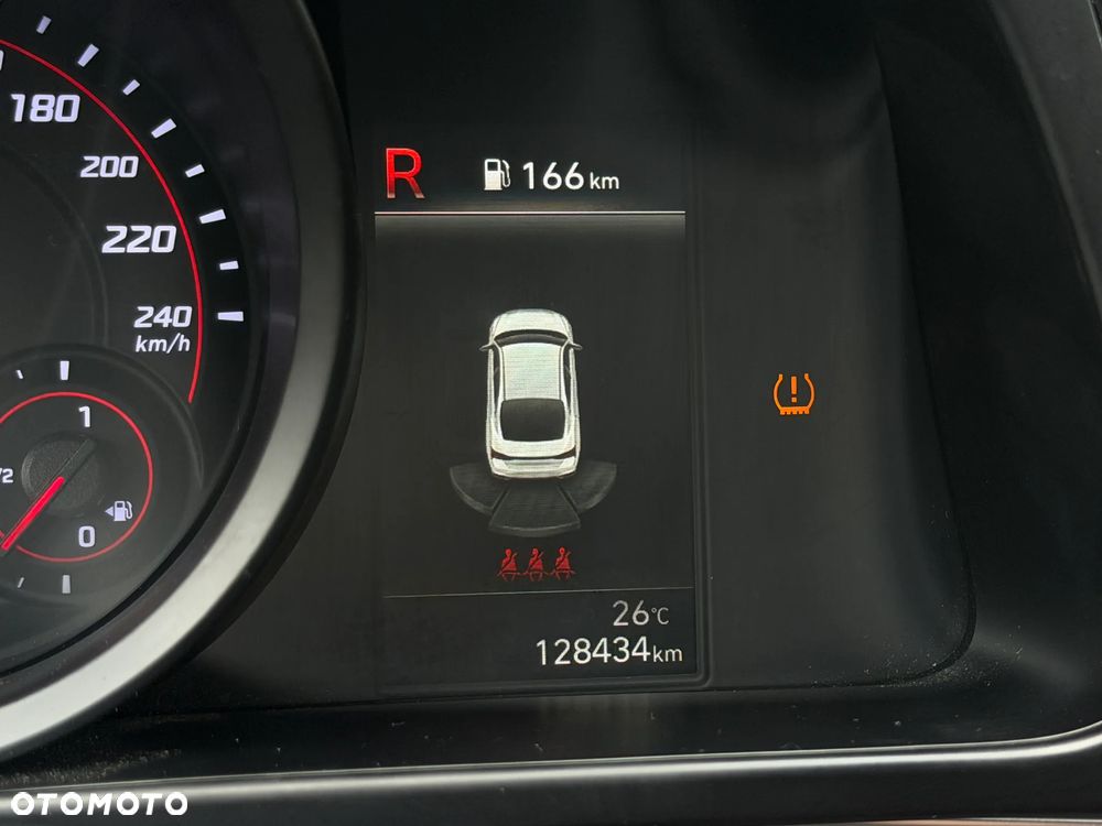 Hyundai Elantra 1.6 Modern CVT - 30