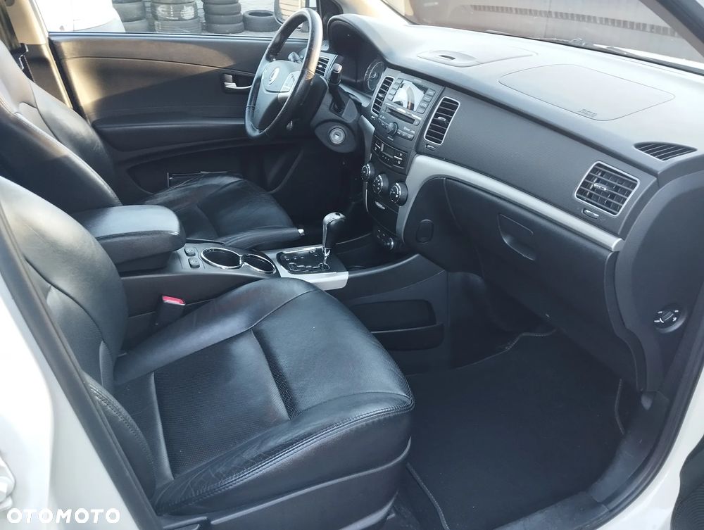 SsangYong/KGM Korando 2.0 e-XDi Quartz - 15