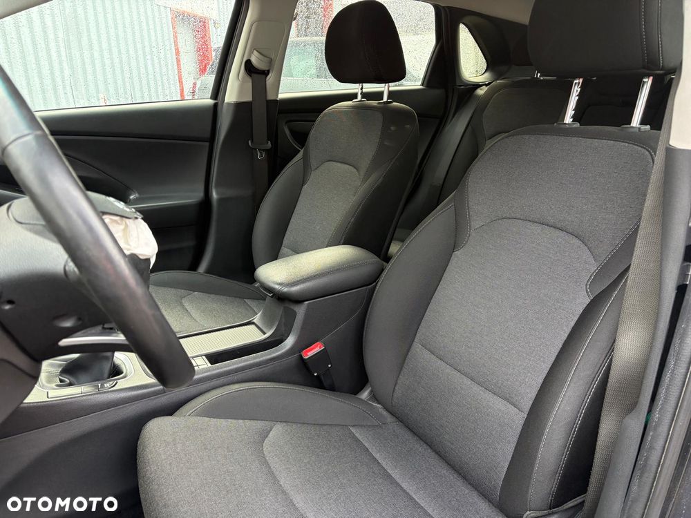 Hyundai i30 1.0 T-GDI 48V-Hybrid Intro - 10