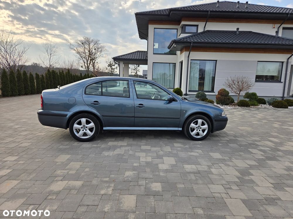 Skoda Octavia 1.8 T Elegance - 13