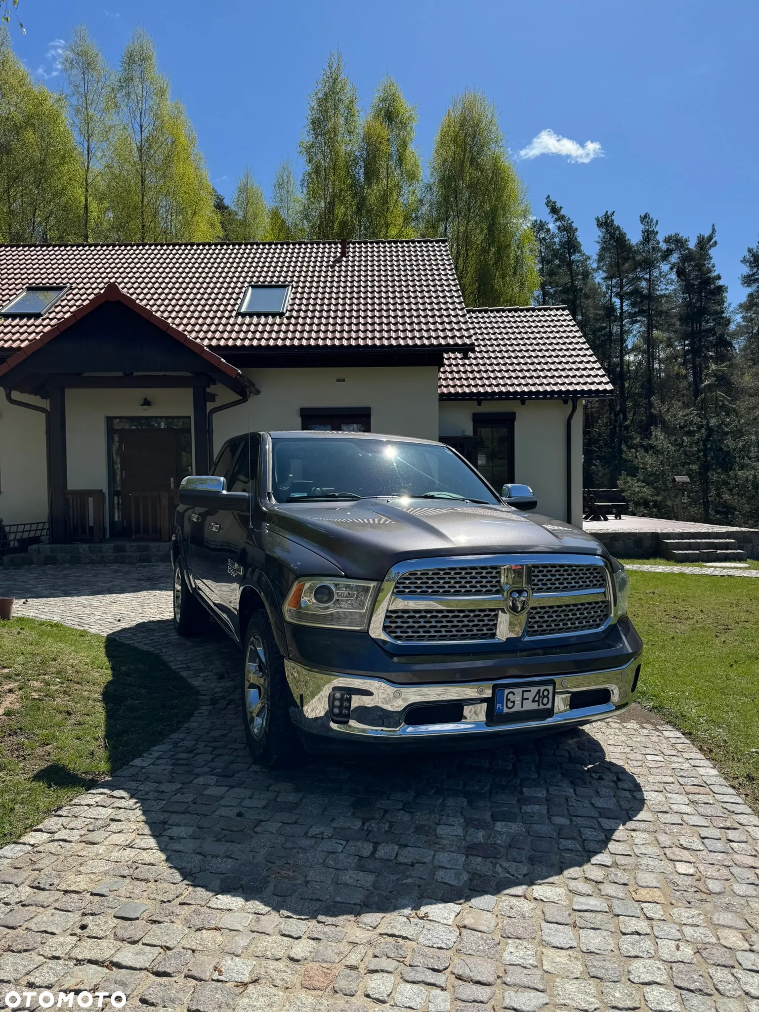 RAM 1500 5.7 Crew Cab Laramie - 3