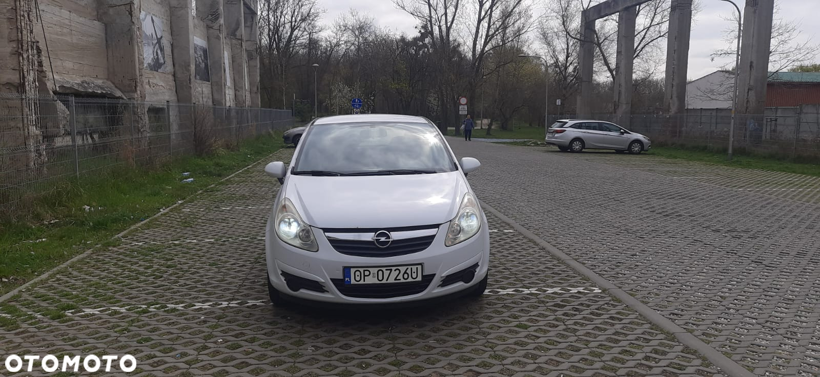 Opel Corsa 1.2 16V - 2